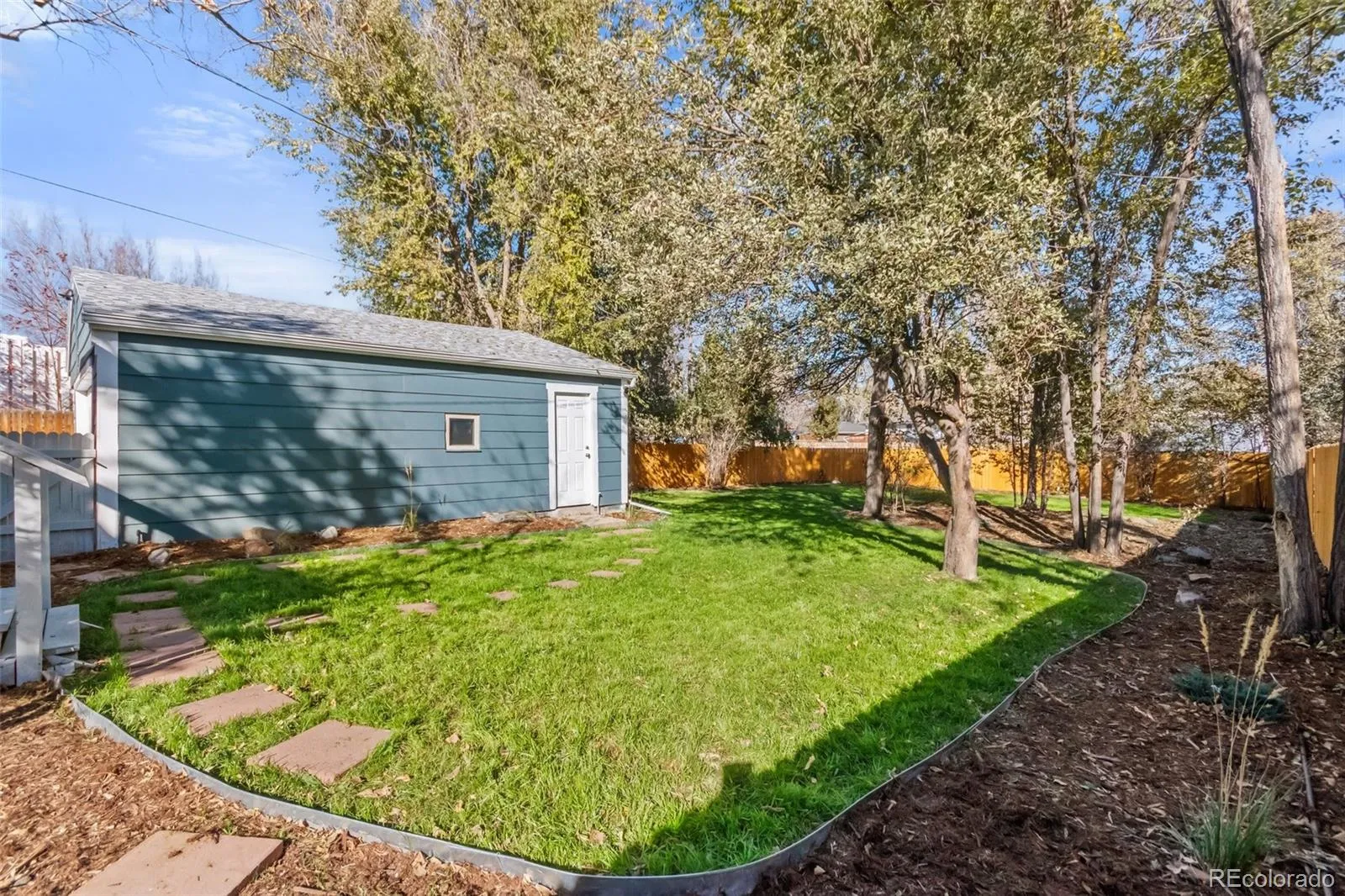 13436 Fitzsimons Way Aurora CO 80011 MLS #REC3199899 05012026023154 1600 39
