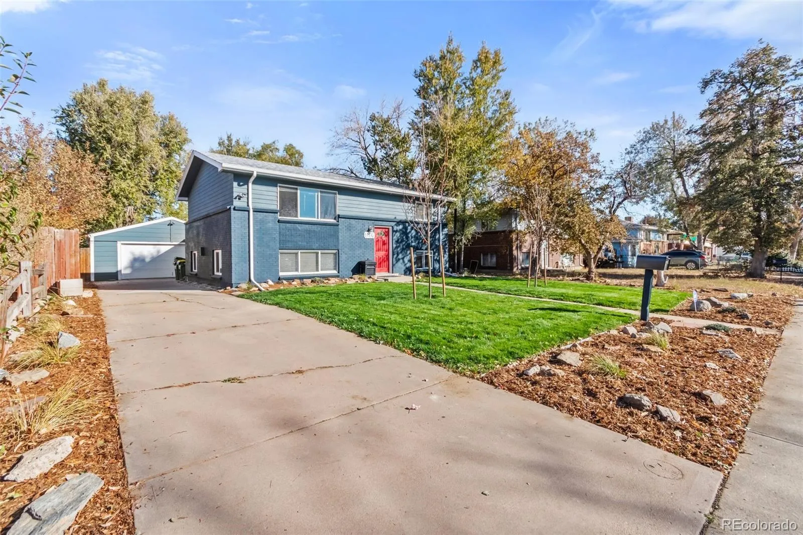 13436 Fitzsimons Way Aurora CO 80011 MLS #REC3199899 05012026023154 1600 6