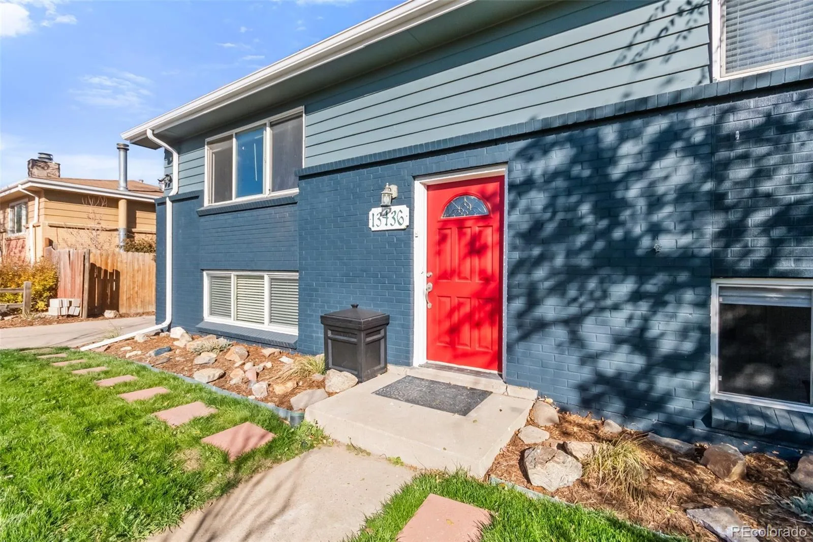 13436 Fitzsimons Way Aurora CO 80011 | MLS #REC3199899 10012026010458 1600 7