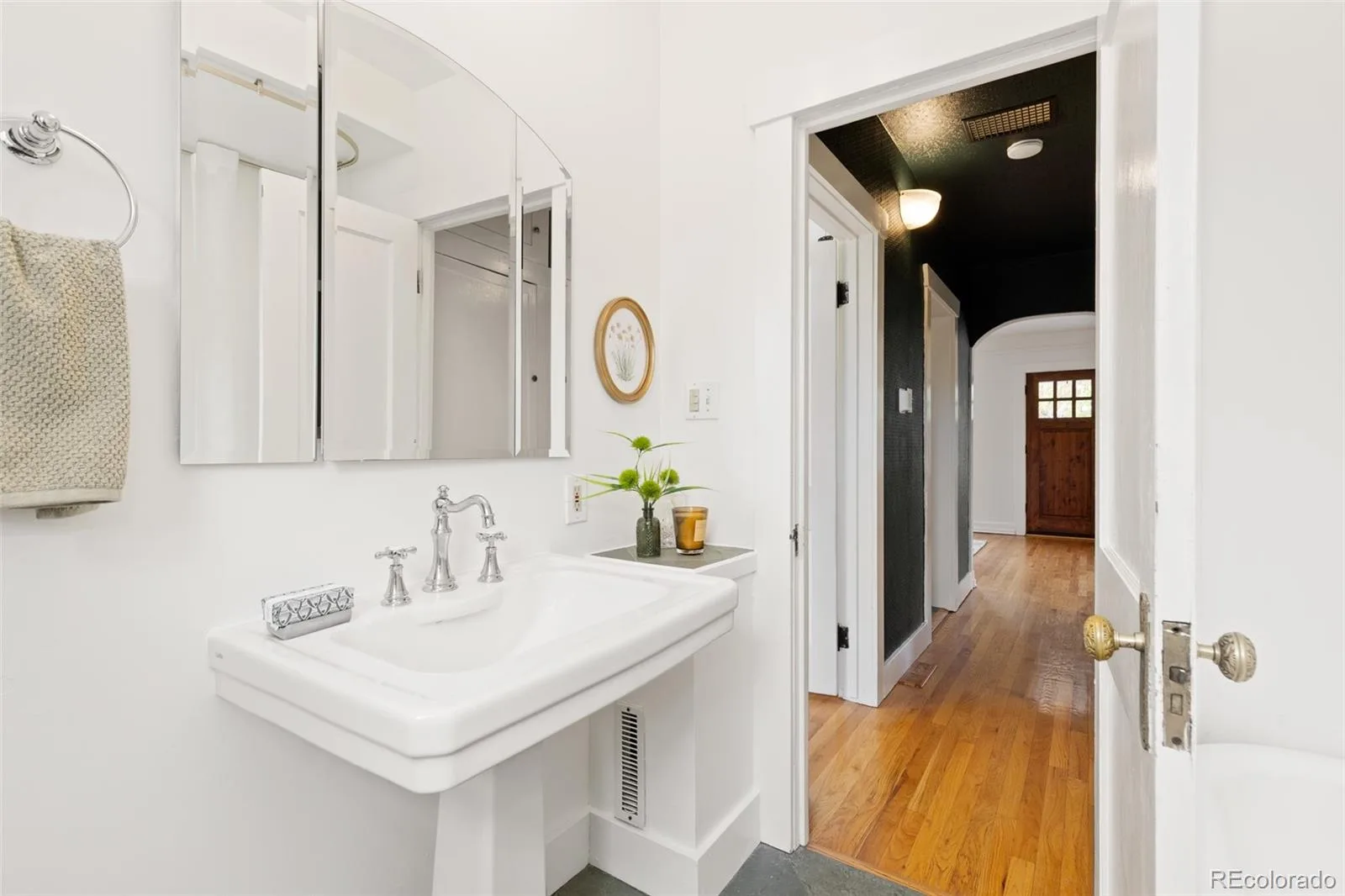 6014 Wadsworth Boulevard Arvada CO 80003 MLS #REC3200401 06192026123612 1600 10