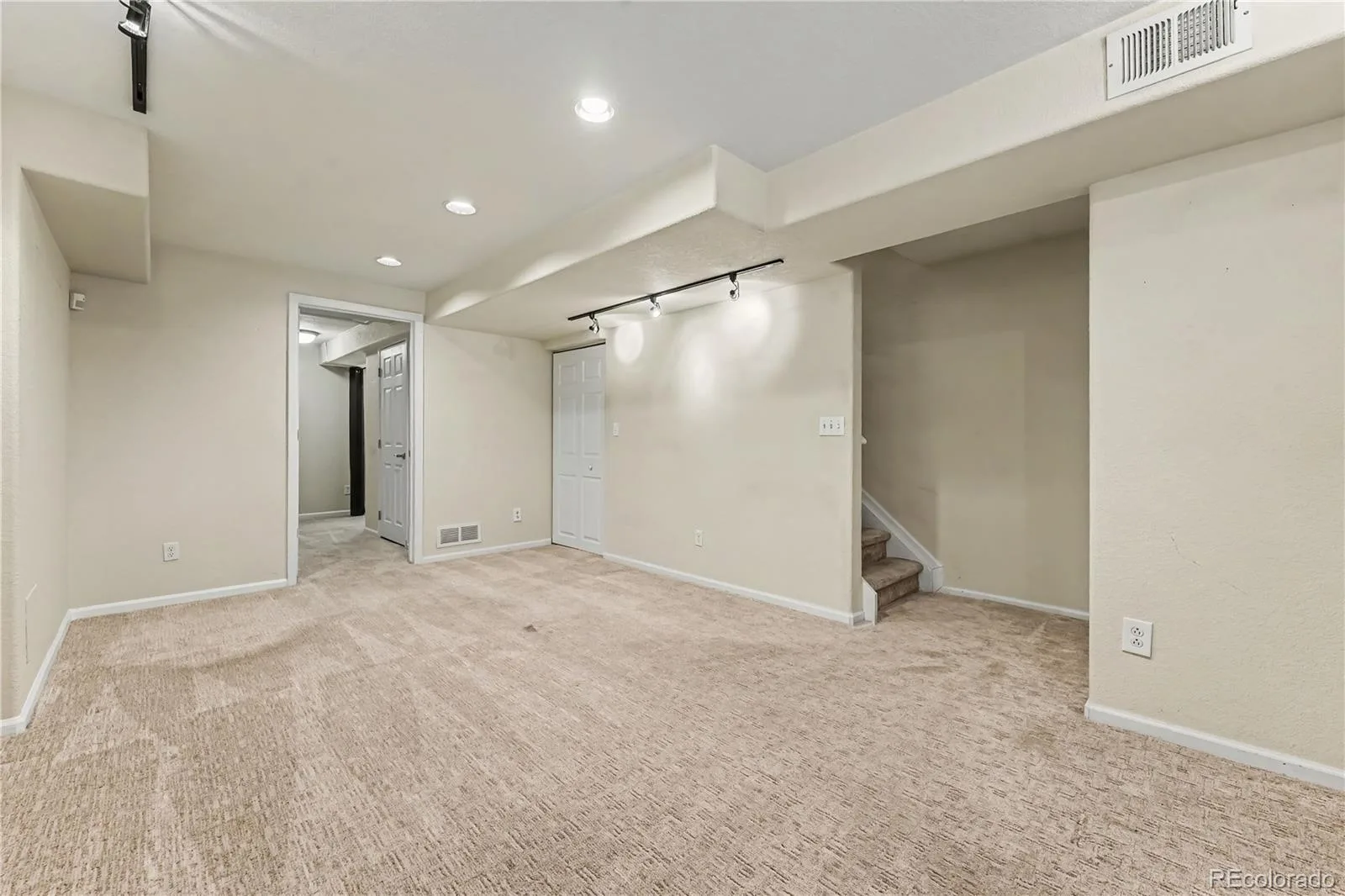 14306 E Temple Place #F Aurora CO 80015 | MLS #REC3200429 08182026231803 1600 17