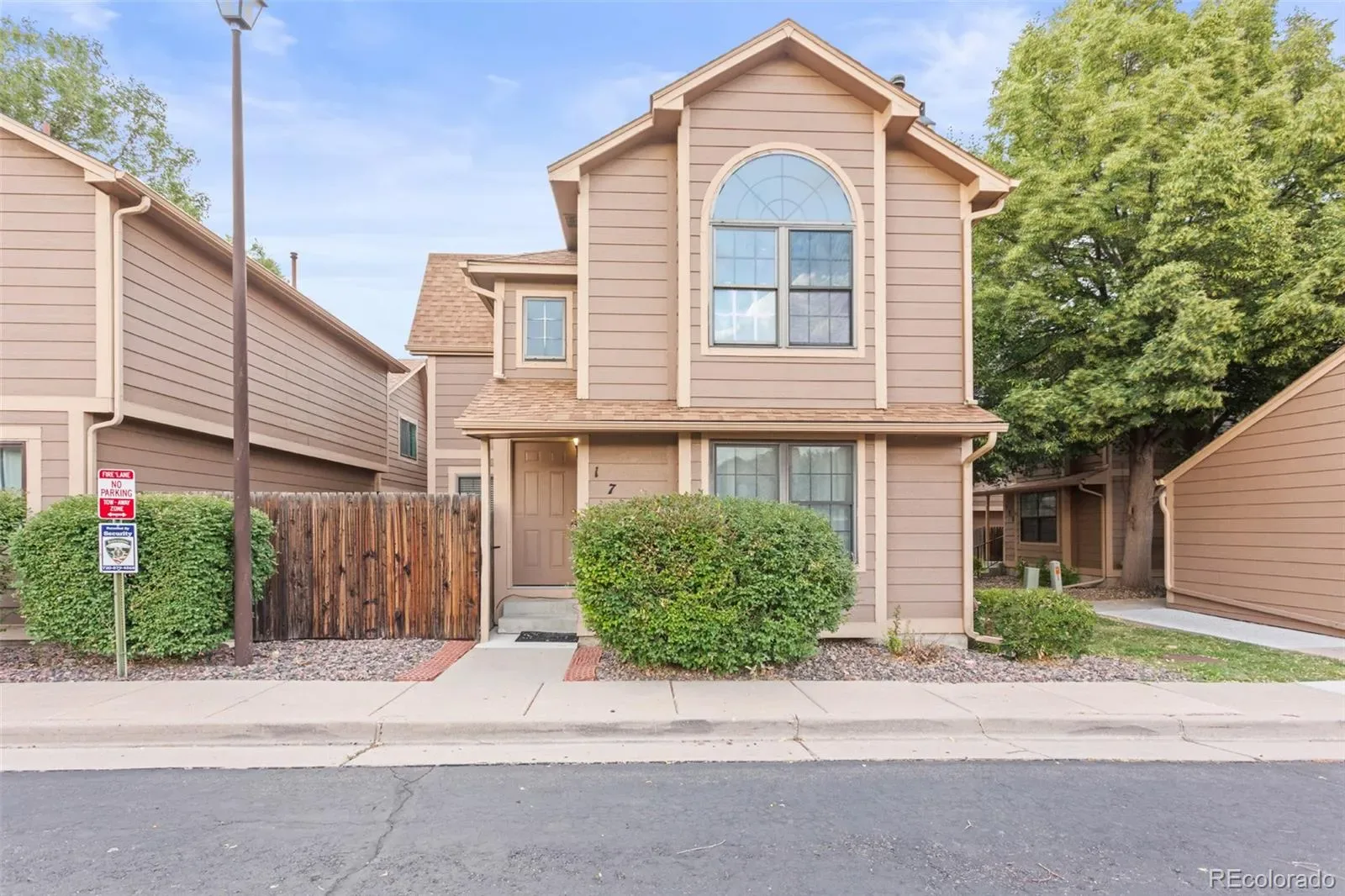 1720 S Quintero Way Aurora CO 80017 MLS #REC3200530 03232026164352 1600 0