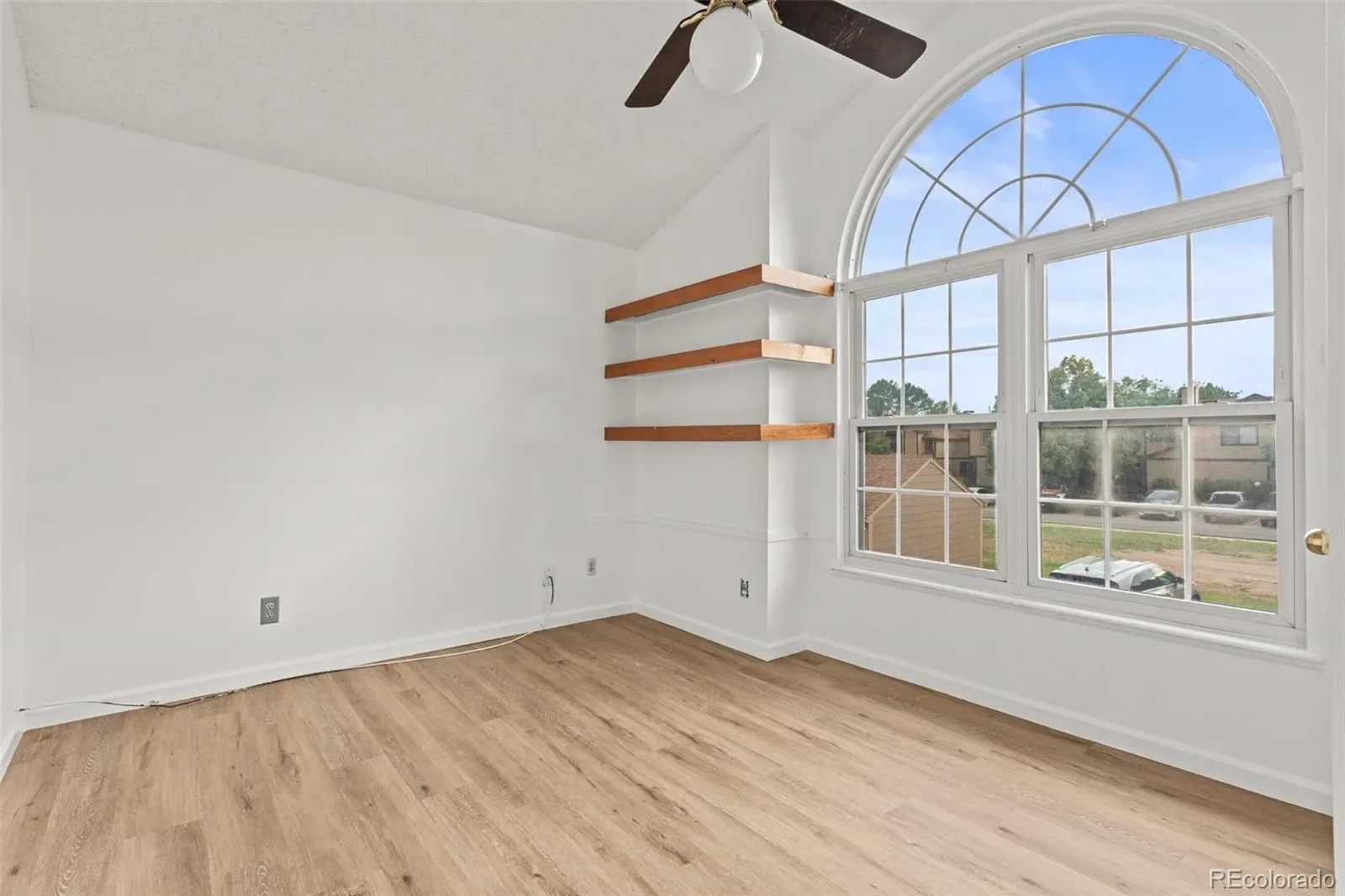 1720 S Quintero Way Aurora CO 80017 MLS #REC3200530 03232026164352 1600 11