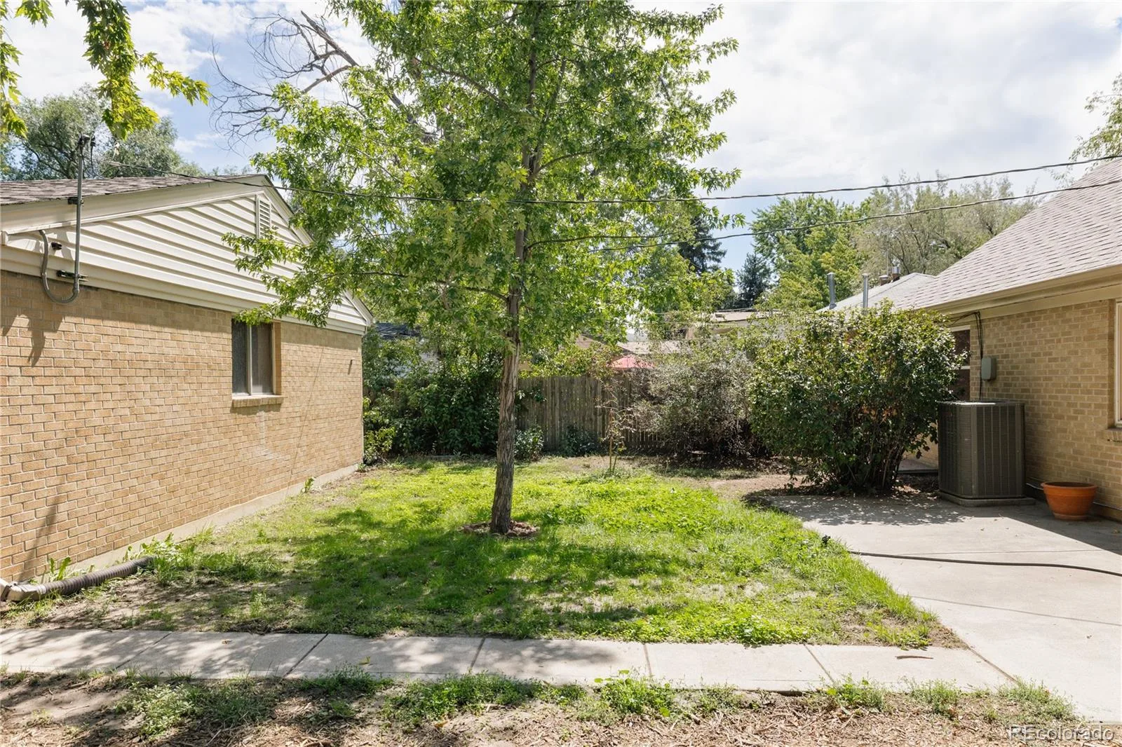 1120 N Locust Street Denver CO 80220 | MLS #REC3201285 08272026144458 1600 22