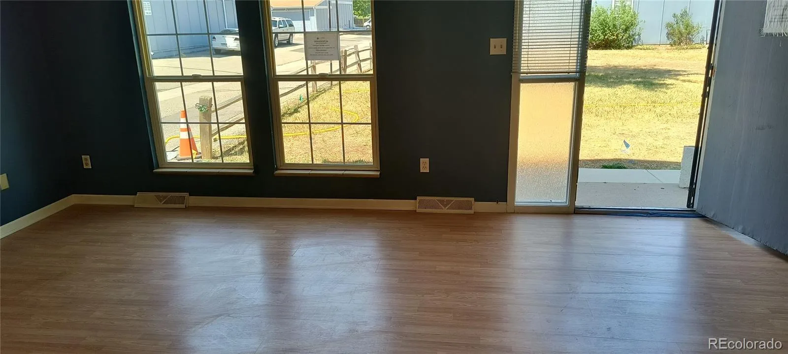 12061 E 3rd Avenue Aurora CO 80011 | MLS #REC3203161 09302026043235 1600 4