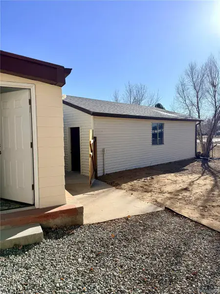 02262026180542 800 32