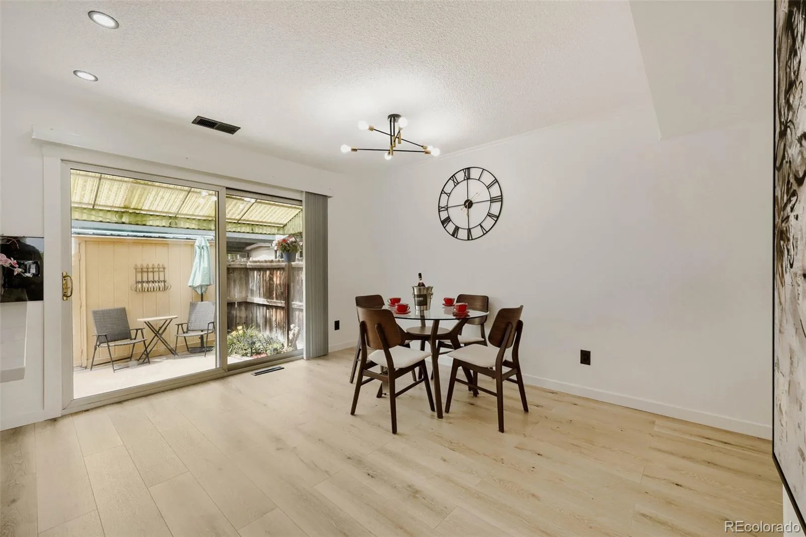 9047 E Mansfield Avenue Denver CO 80237 MLS #REC3204790 06052026064442 1600 3