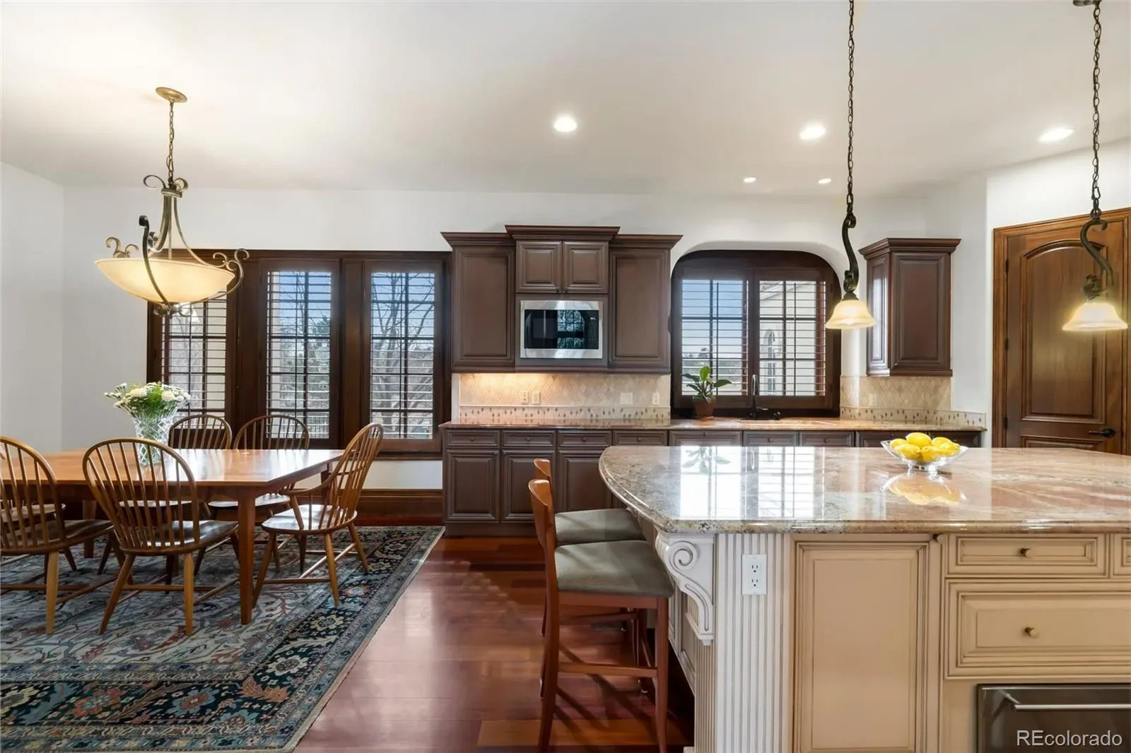 03262026231540 1600 16