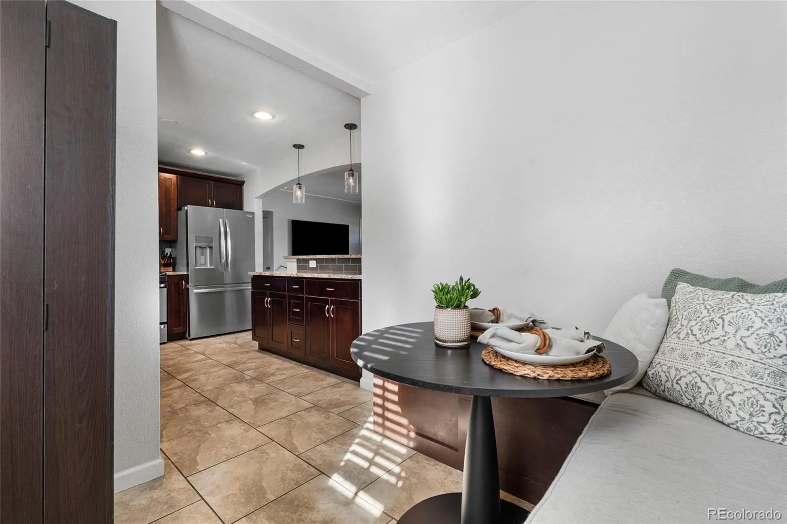 04092026174204 1600 14