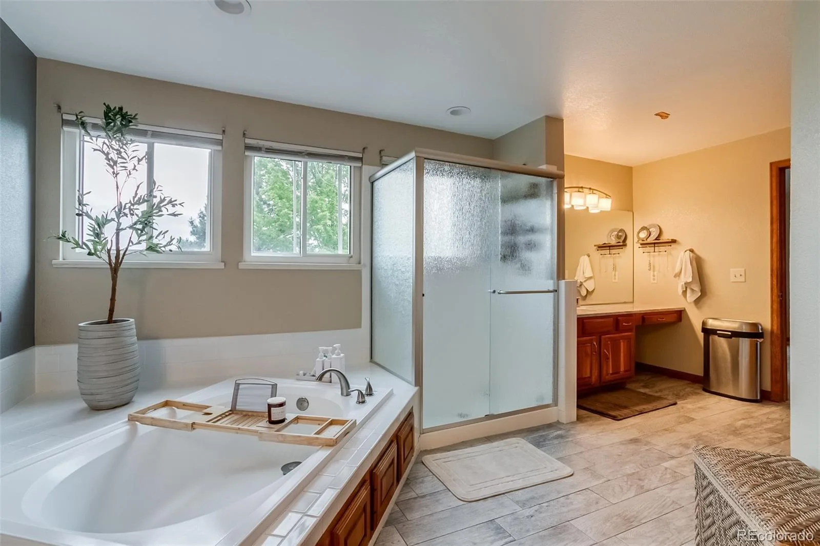 8927 Green Meadows Lane Littleton CO 80126 MLS #REC3208077 06102026102030 1600 22
