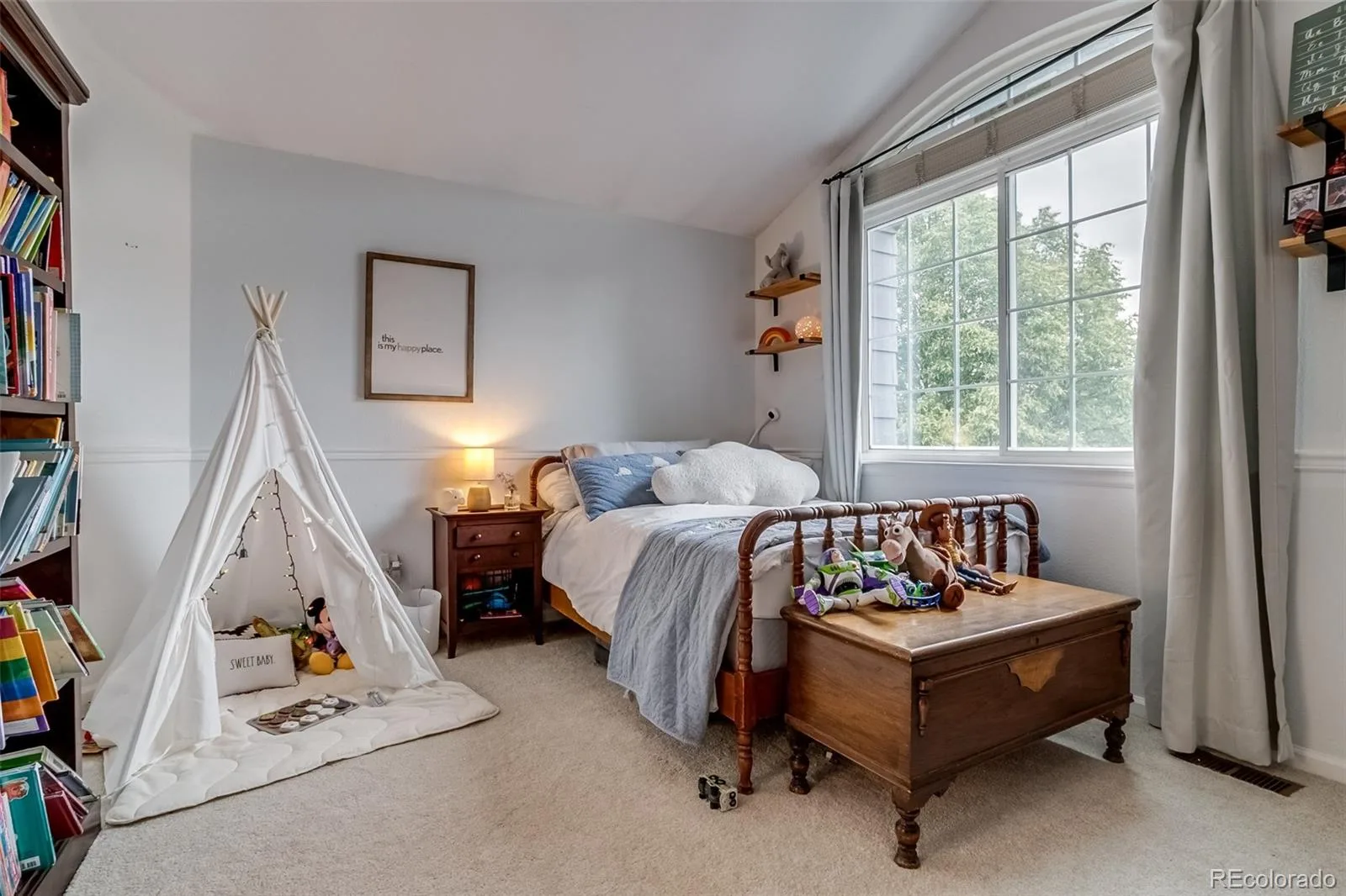 8927 Green Meadows Lane Littleton CO 80126 MLS #REC3208077 06102026102030 1600 26