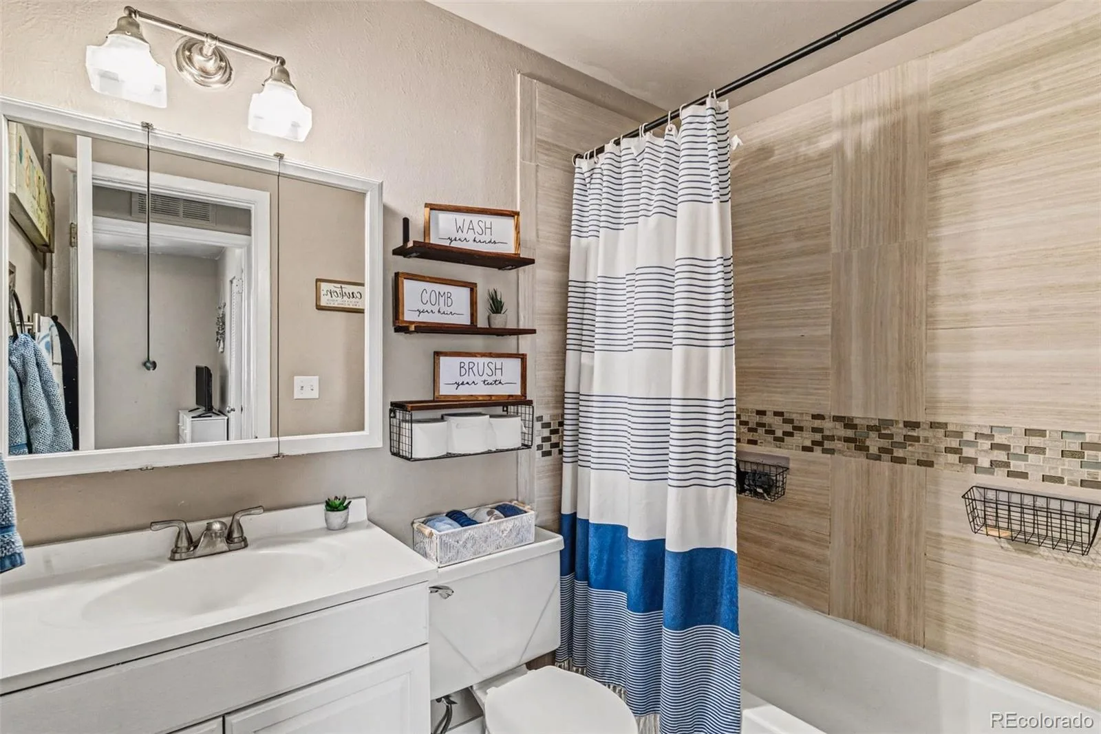 7181 Van Gordon Street Arvada CO 80004 | MLS #REC3210046 07092026180304 1600 17