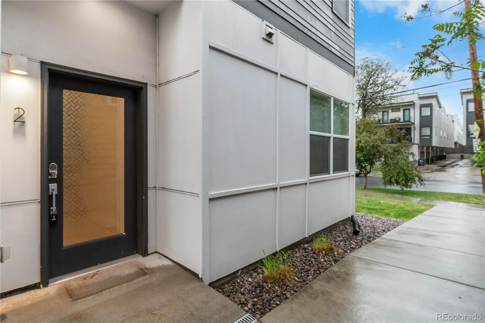 1826 Irving Street #2 Denver CO 80204 MLS #REC3210288 05232026093021 1600 1