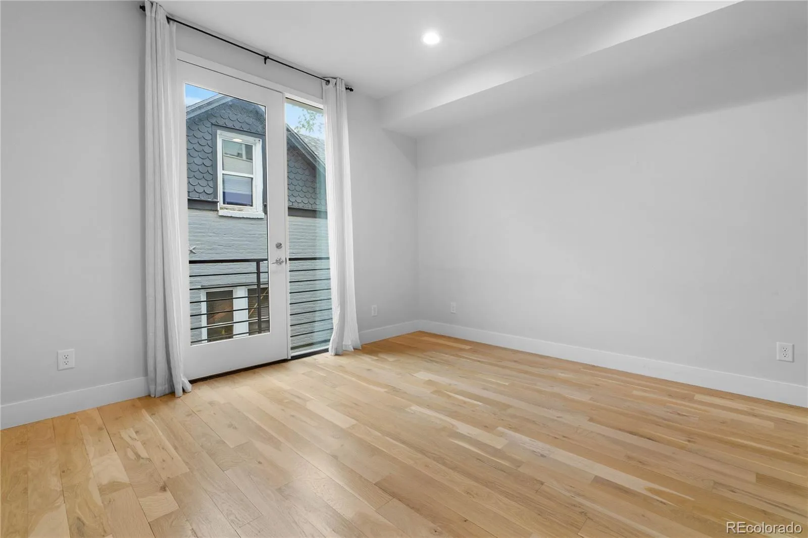 1826 Irving Street #2 Denver CO 80204 MLS #REC3210288 05232026093021 1600 16