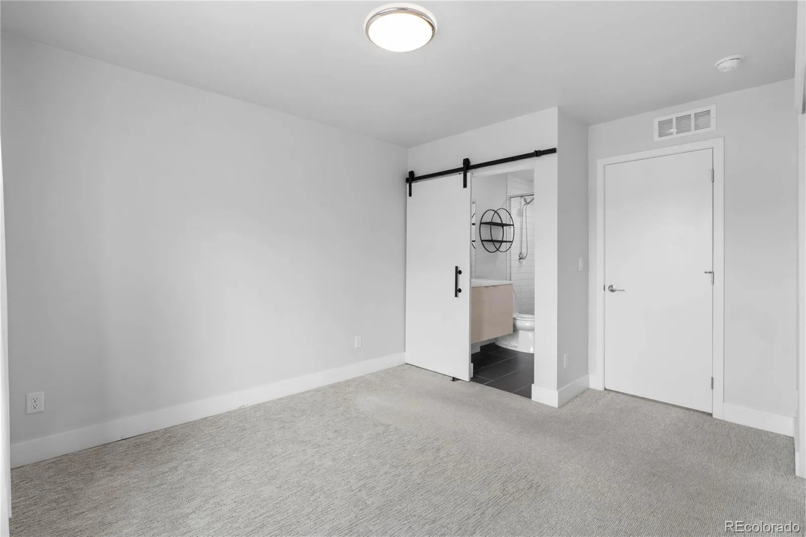1826 Irving Street #2 Denver CO 80204 MLS #REC3210288 05232026093021 1600 20