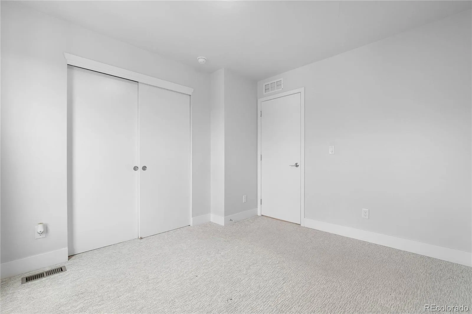1826 Irving Street #2 Denver CO 80204 MLS #REC3210288 05232026093021 1600 27