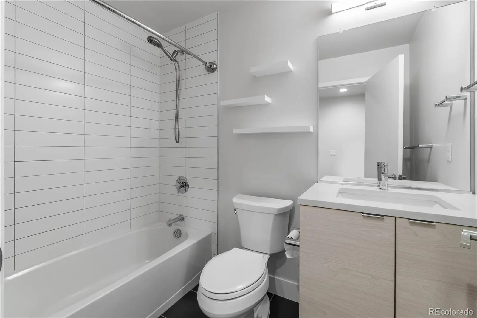 1826 Irving Street #2 Denver CO 80204 MLS #REC3210288 05232026093021 1600 28