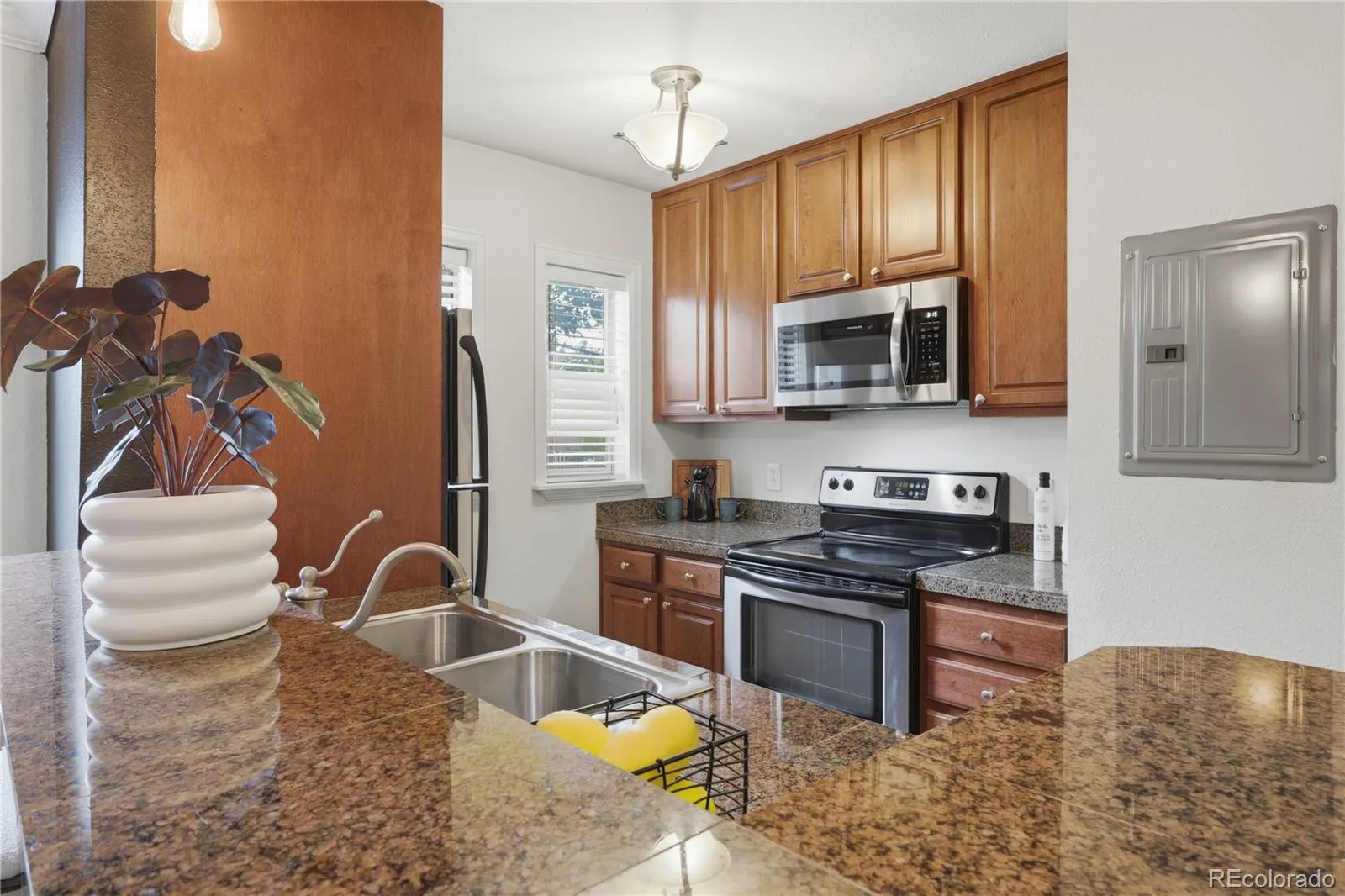 2020 E 14th Avenue #202 Denver CO 80206 MLS #REC3211641 07132026160353 1600 11