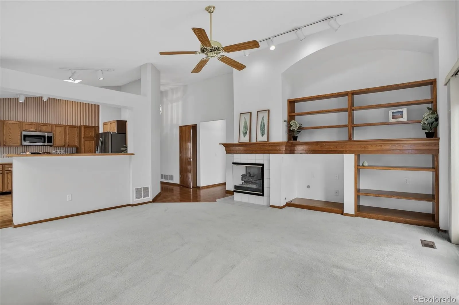 04162026160801 1600 8