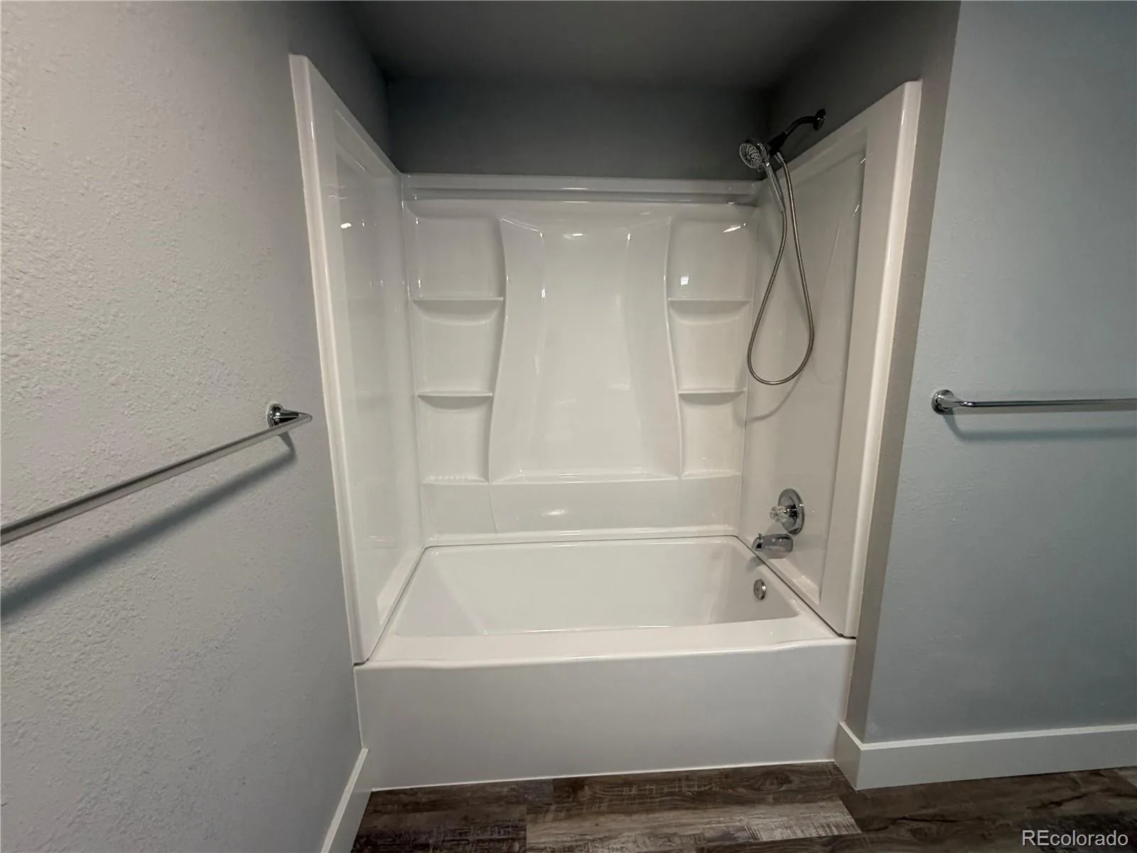 209 E Highline Circle #202 #209 Centennial CO 80122 | MLS #REC3214218 08272026174938 1600 6