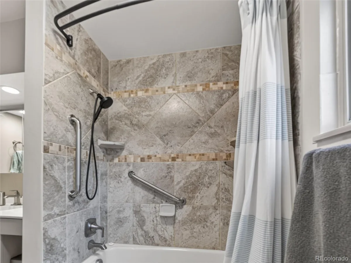 12320 W Mexico Avenue Lakewood CO 80228 | MLS #REC3214235 10022026143751 1200 18