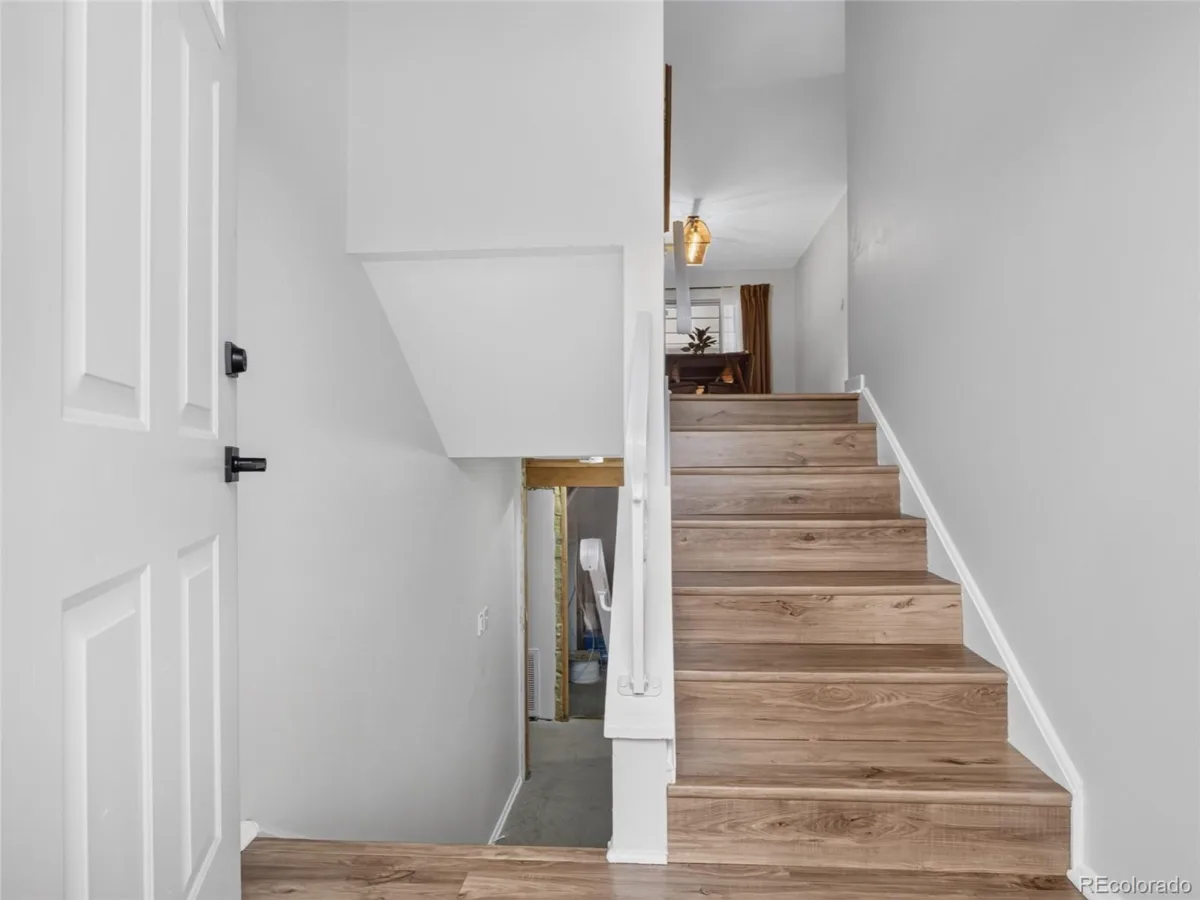 12320 W Mexico Avenue Lakewood CO 80228 | MLS #REC3214235 10022026143751 1200 21