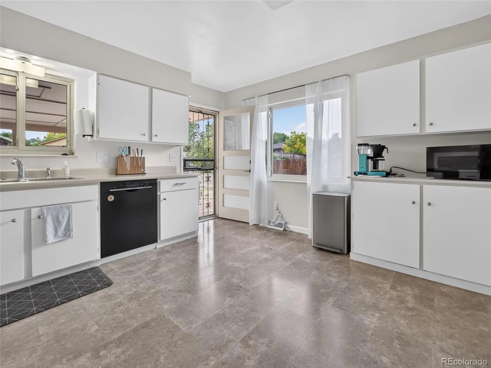 12320 W Mexico Avenue Lakewood CO 80228 | MLS #REC3214235 10022026143751 1600 11