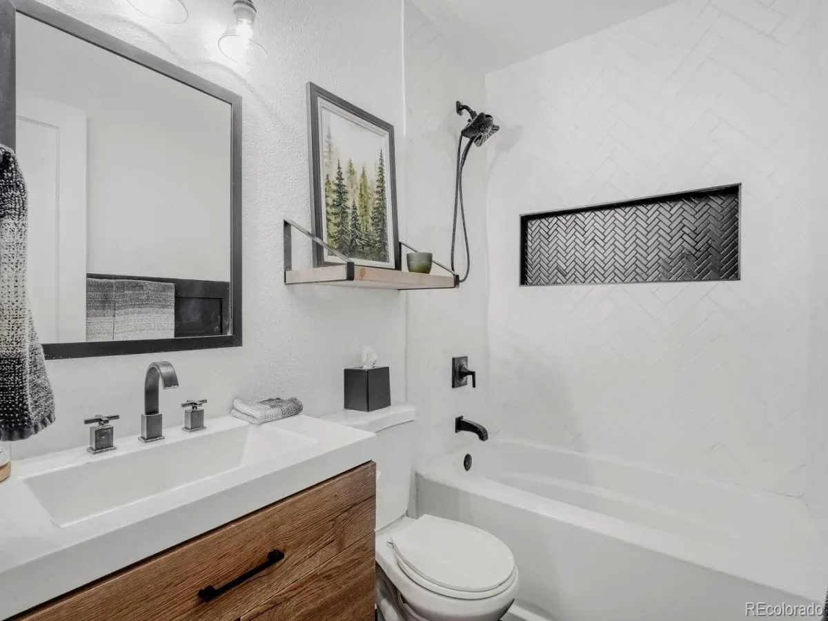 03262026231600 1200 20