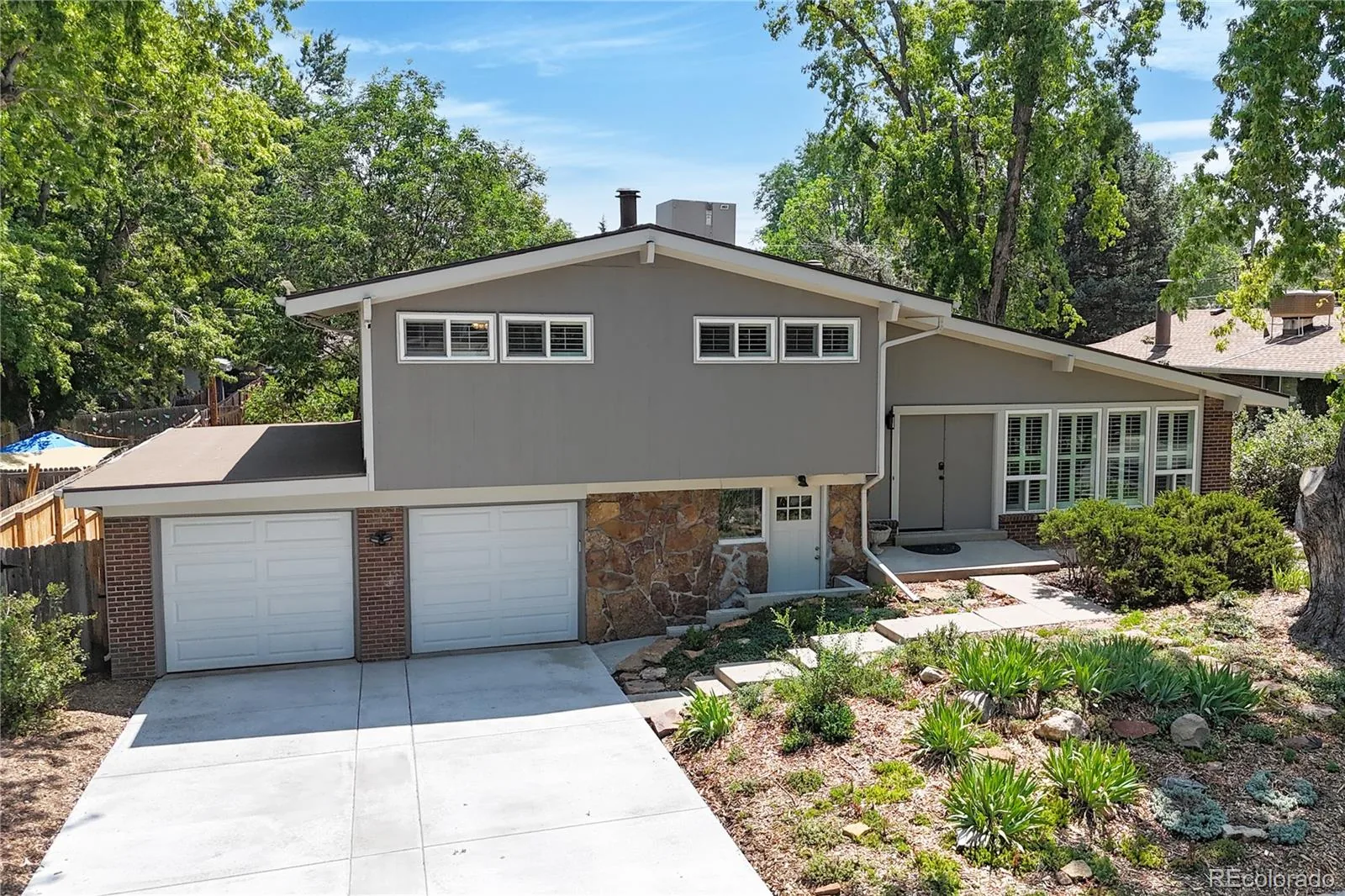 2874 S Willow Court Denver CO 80231 | MLS #REC3216801 08232026203658 1600 1