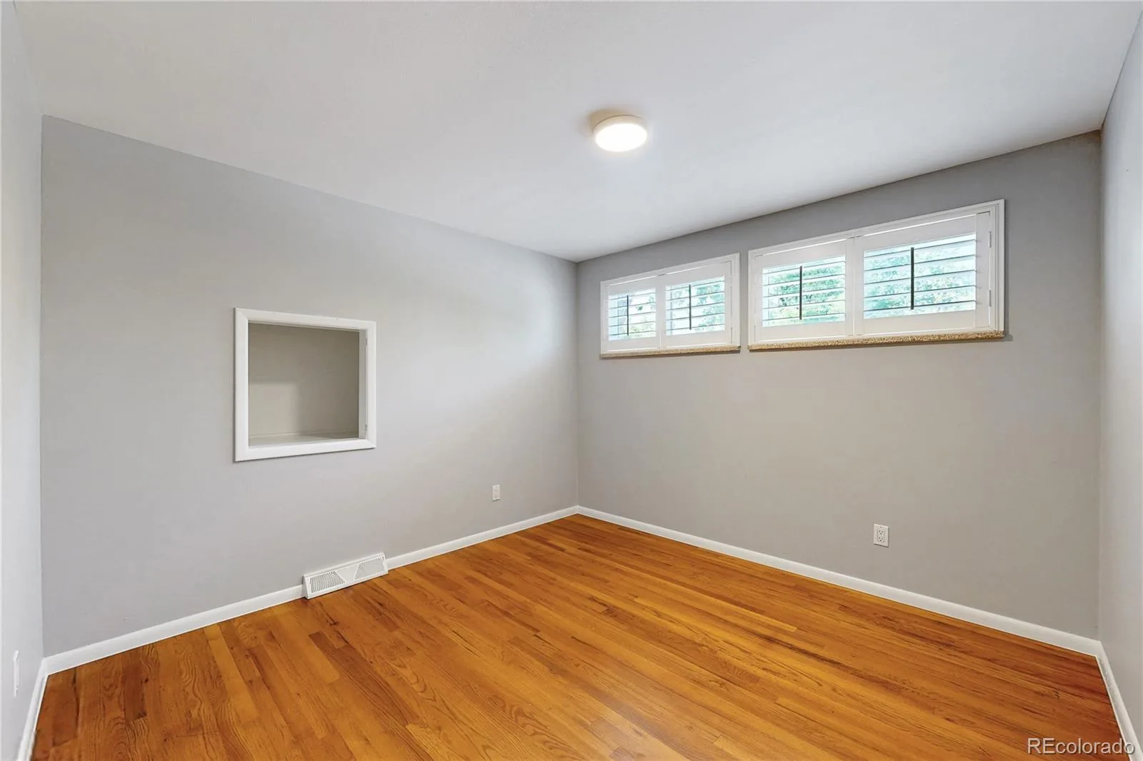 2874 S Willow Court Denver CO 80231 | MLS #REC3216801 08232026203658 1600 14