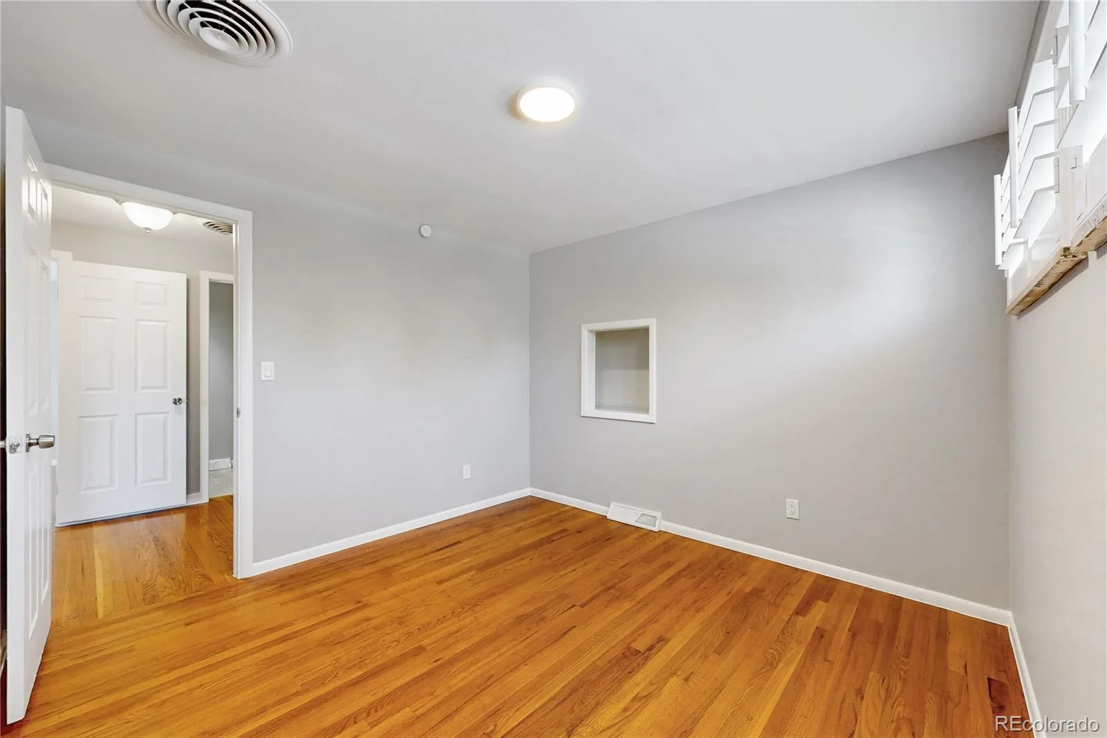 2874 S Willow Court Denver CO 80231 | MLS #REC3216801 08232026203658 1600 15