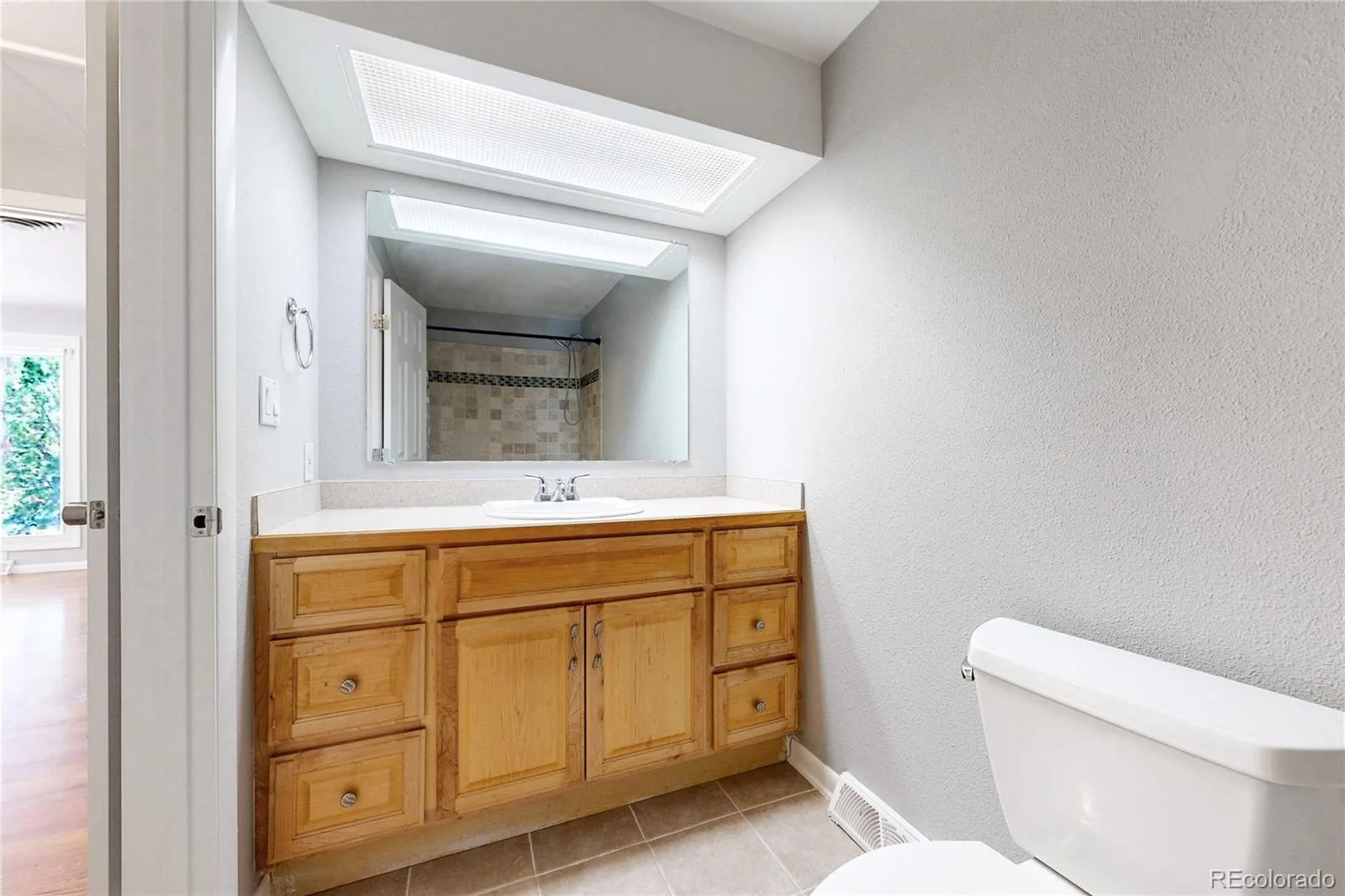 2874 S Willow Court Denver CO 80231 | MLS #REC3216801 08232026203658 1600 21