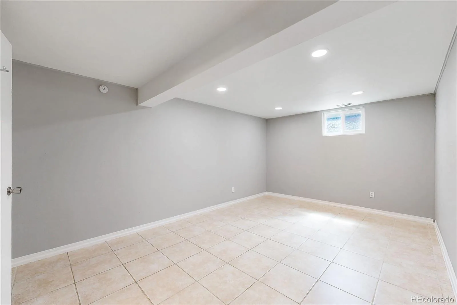 2874 S Willow Court Denver CO 80231 | MLS #REC3216801 08232026203658 1600 39