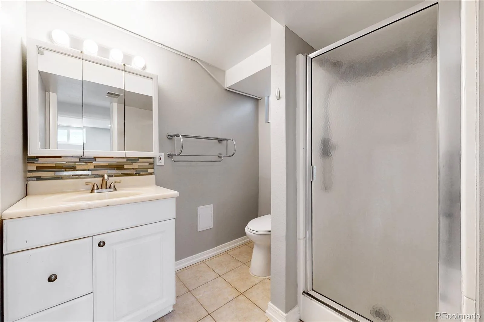 2874 S Willow Court Denver CO 80231 | MLS #REC3216801 08232026203658 1600 44