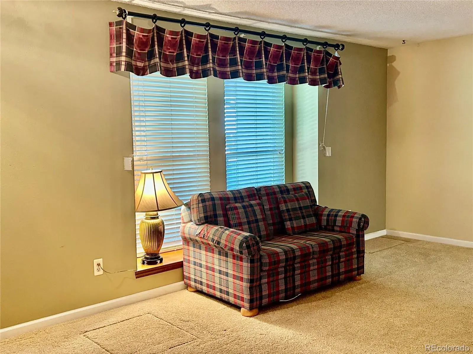 10222025010136 1600 8