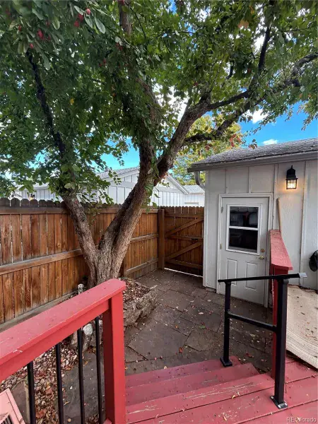 10222025010136 800 28