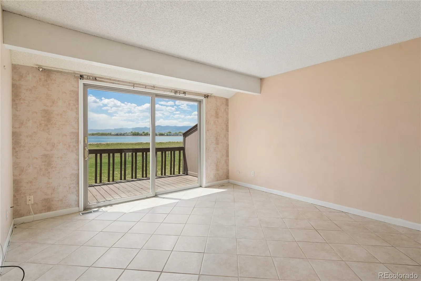 7000 W Stetson Place #8 Littleton CO 80123 | MLS #REC3219445 06092026005416 1600 31