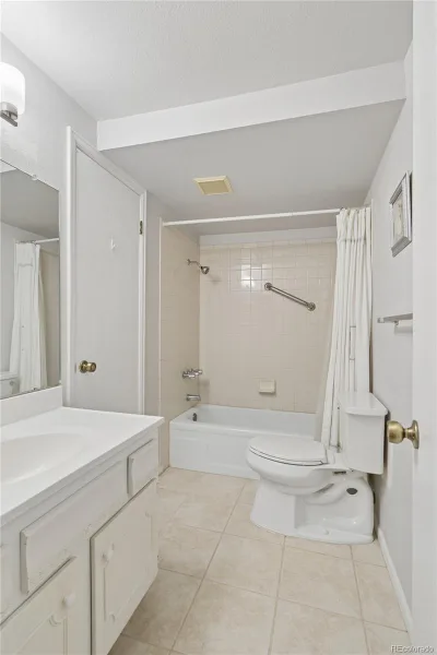 7000 W Stetson Place #8 Littleton CO 80123 | MLS #REC3219445 06092026005416 800 25
