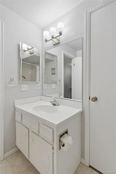 7000 W Stetson Place #8 Littleton CO 80123 | MLS #REC3219445 06092026005416 800 26