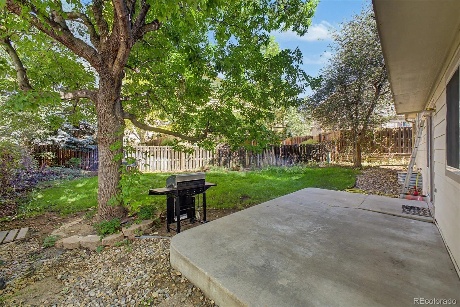 2423 S Sedalia Circle Aurora CO 80013 | MLS #REC3220888 09232026083636 1600 24