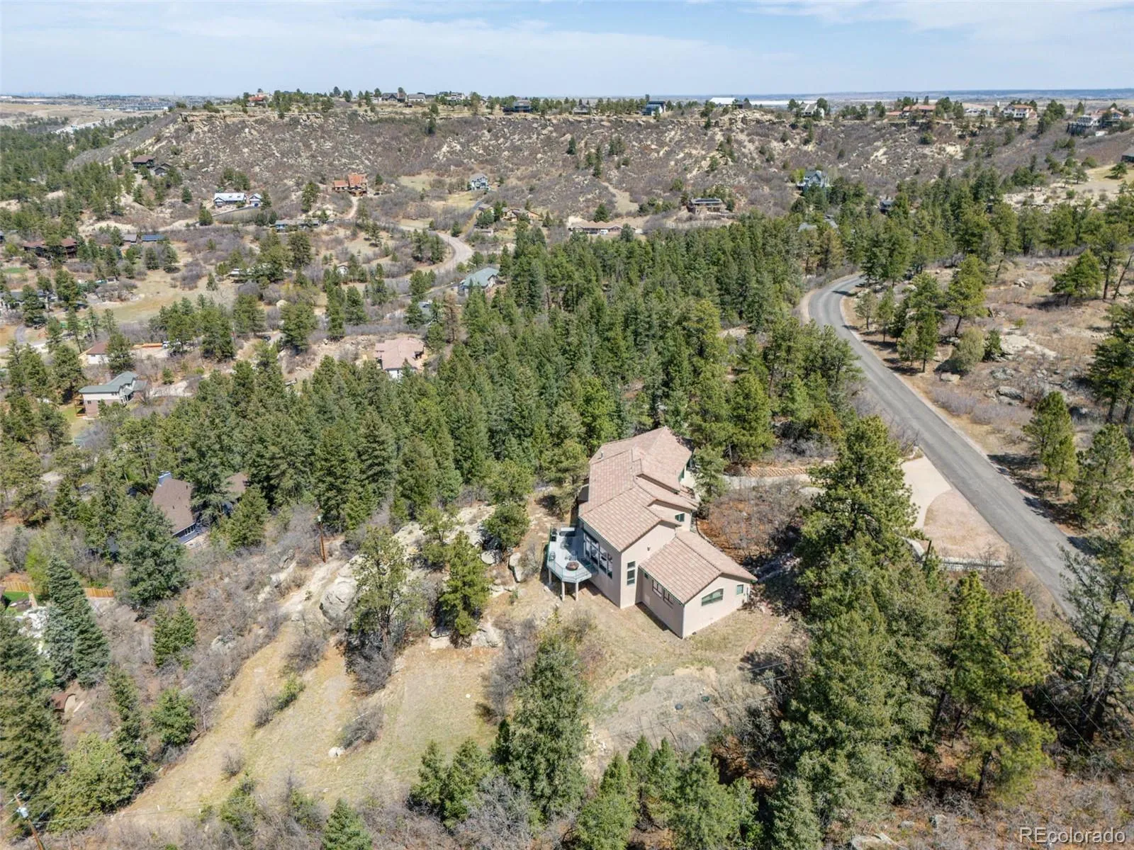 857 Pawnee Trail Castle Rock CO 80108 MLS #REC3221742 05022026161846 1600 29