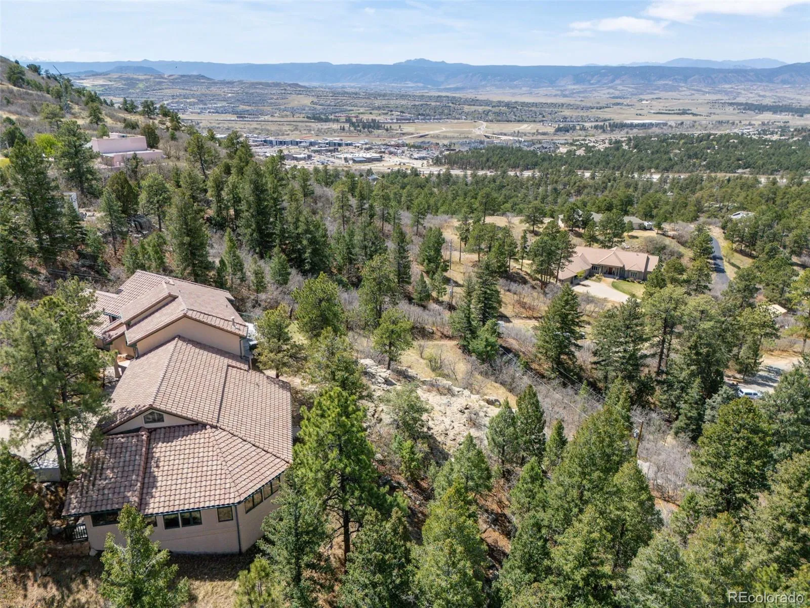 857 Pawnee Trail Castle Rock CO 80108 MLS #REC3221742 05022026161846 1600 30