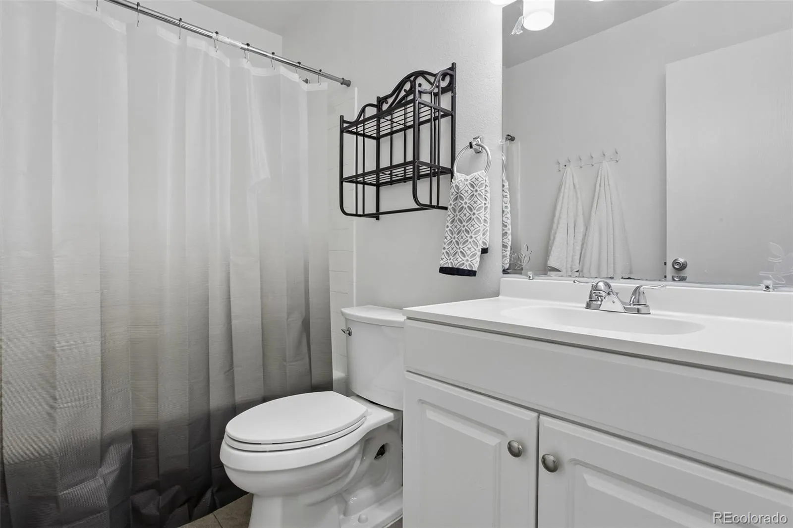 7474 E Arkansas Avenue #25-04 Denver CO 80231 MLS #REC3223217 05192026203320 1600 17