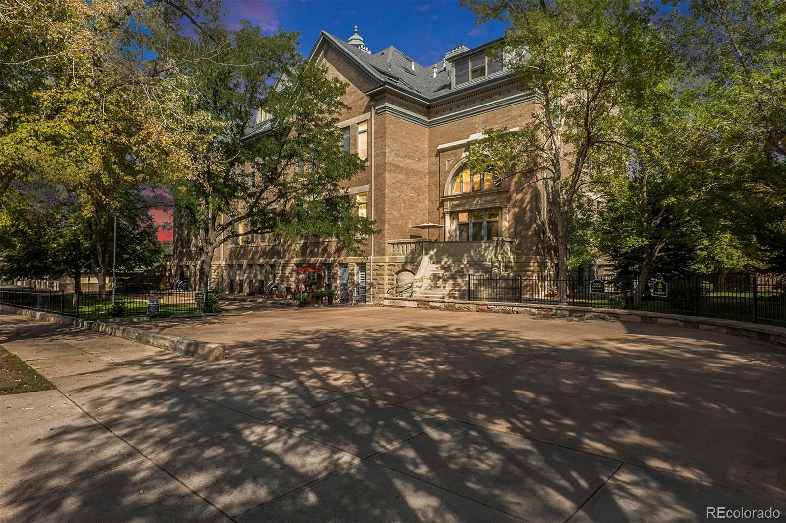 1140 Columbine Street #107 Denver CO 80206 MLS #REC3224243 06282026190604 1600 21