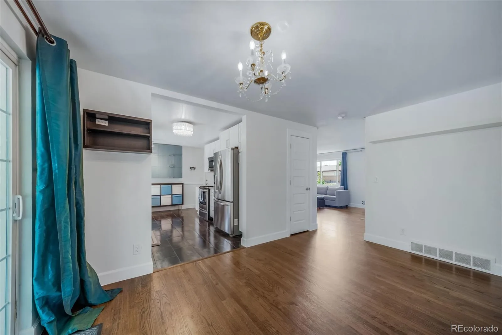 6688 S Wellington Court Centennial CO 80121 | MLS #REC3226654 08082026125328 1600 25