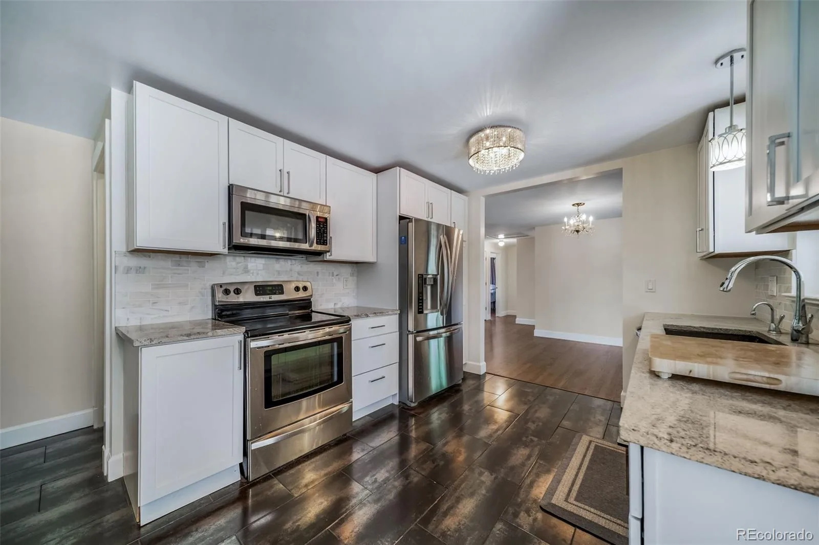 6688 S Wellington Court Centennial CO 80121 | MLS #REC3226654 08082026125328 1600 26