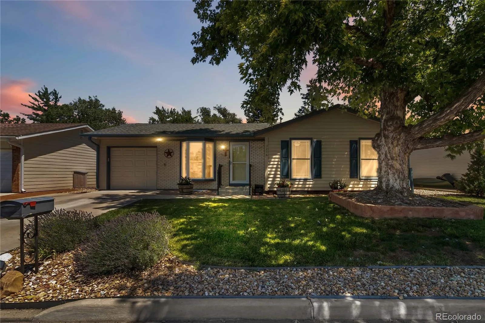 3276 S Hoyt Way Denver CO 80227 | MLS #REC3228033 07222026172458 1600 2