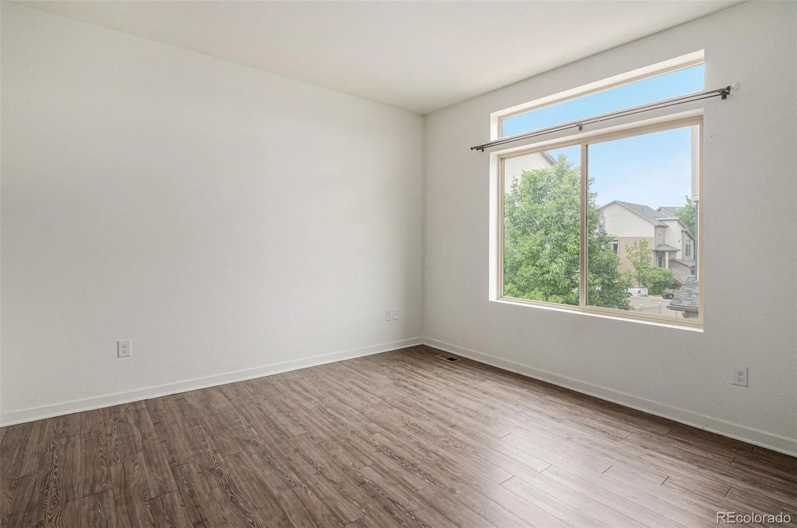 5038 N Andes Way Denver CO 80249 MLS #REC3228273 05222026020749 1600 15
