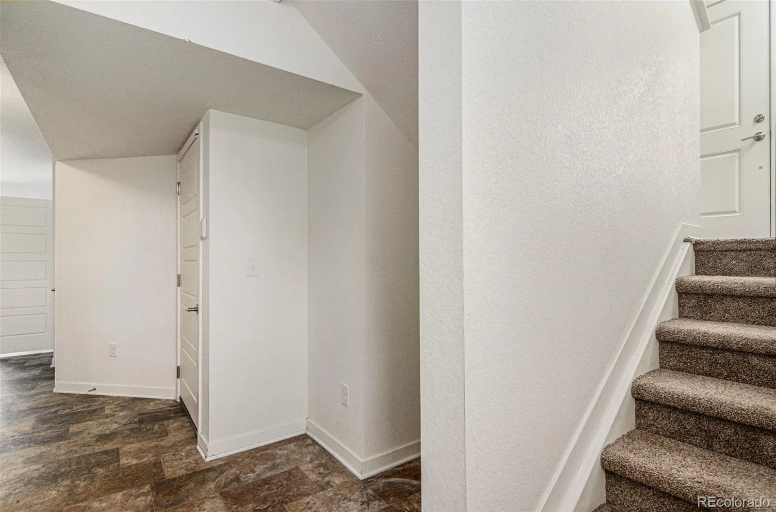 5038 N Andes Way Denver CO 80249 MLS #REC3228273 05222026020749 1600 19