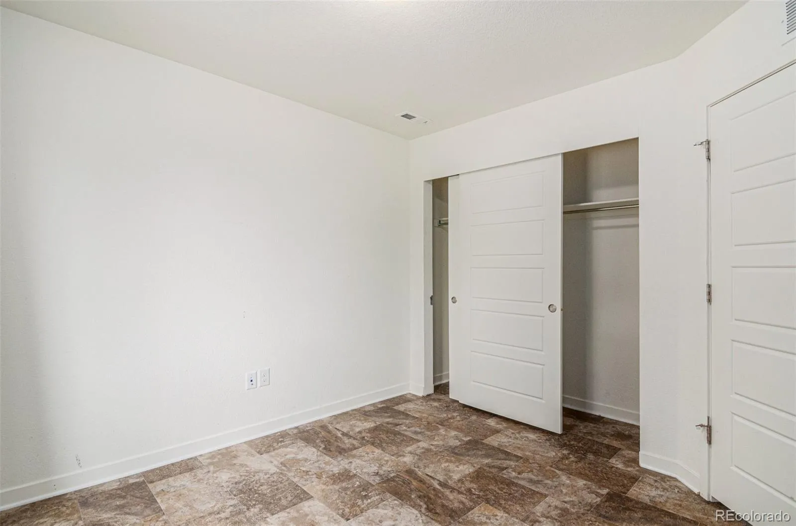 5038 N Andes Way Denver CO 80249 MLS #REC3228273 05222026020749 1600 9